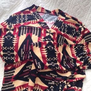 Western-ish cardigan with tassel detail